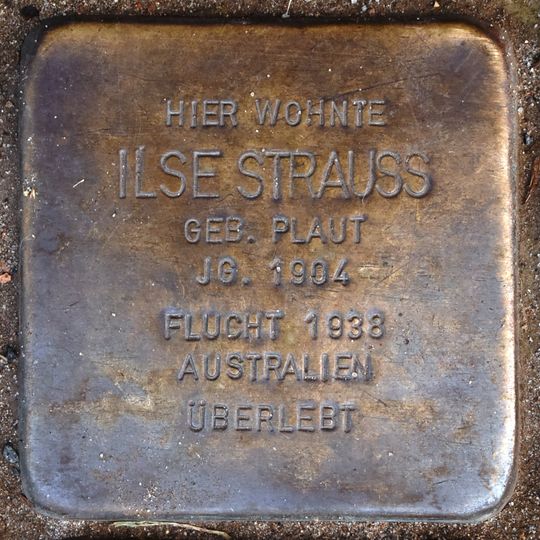 Stolperstein en memoria de Ilse Strauss