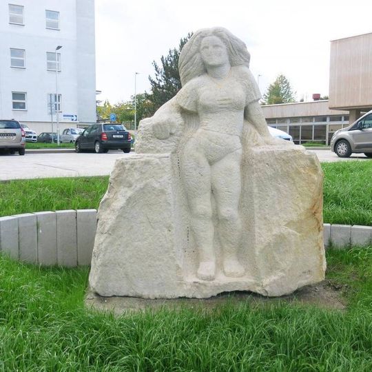 Socha ženy v ulici Sociální péče v Ústí nad Labem