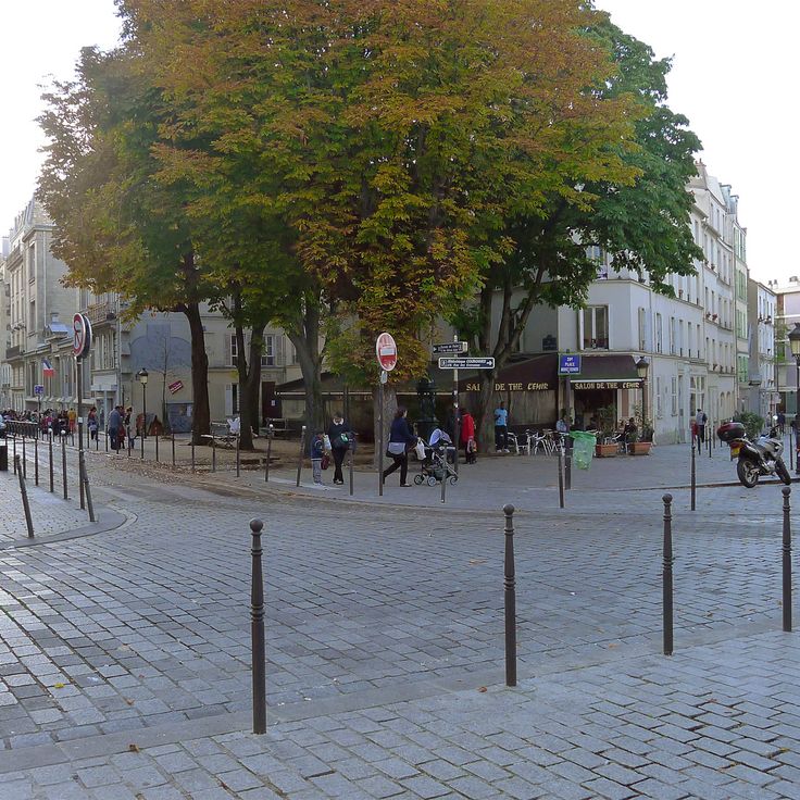 Maurice-Chevalier square