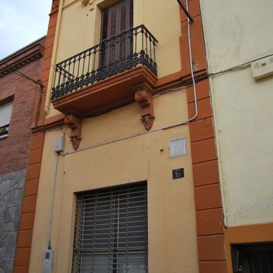 House in carrer Abat Escarré, 6