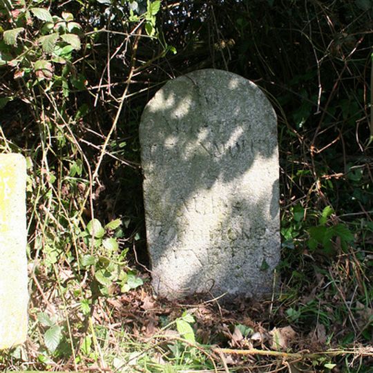Milestone, crossroads by Red Lodge & Blackheath Farm