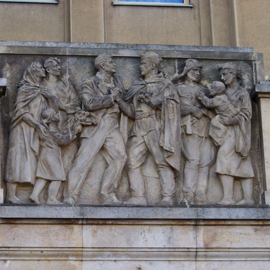 Reliéfy pro hotel International