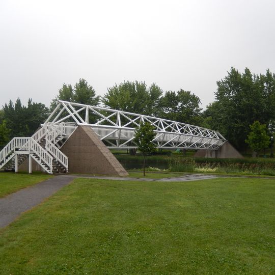 Passerelle Armand-Vaillancourt