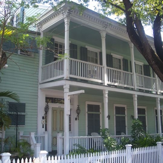 Key West Heritage House Museum and Robert Frost Cottage