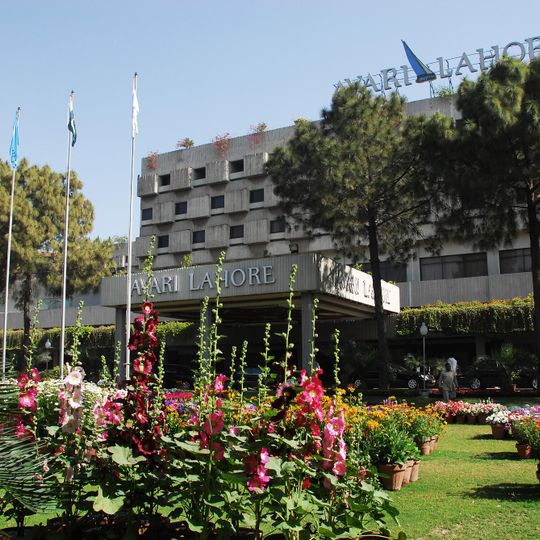 Avari Hotel