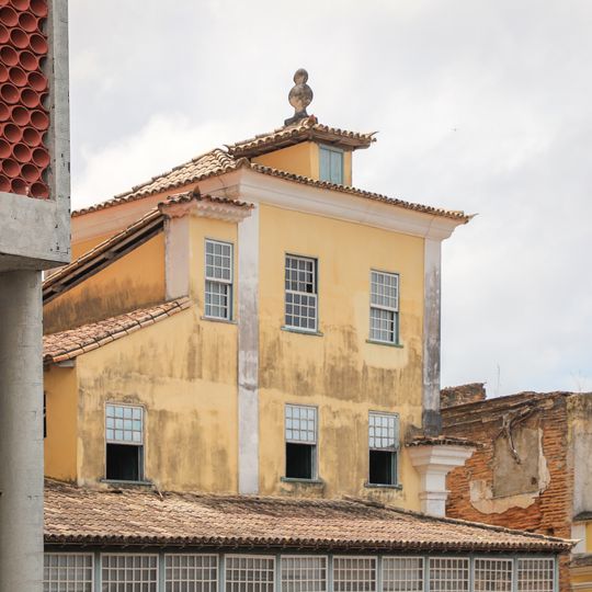 Sobrada à Rua Saldanha da Gama Nº 25