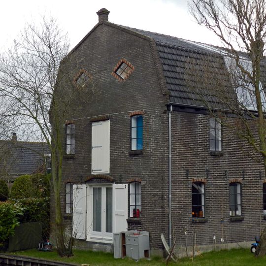 Van Beekstraat 36, Landsmeer