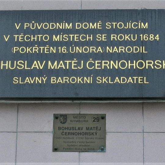 Pamětní deska Bohuslava Matěje Černohorského na domě Tyršova 7/3 v Nymburku
