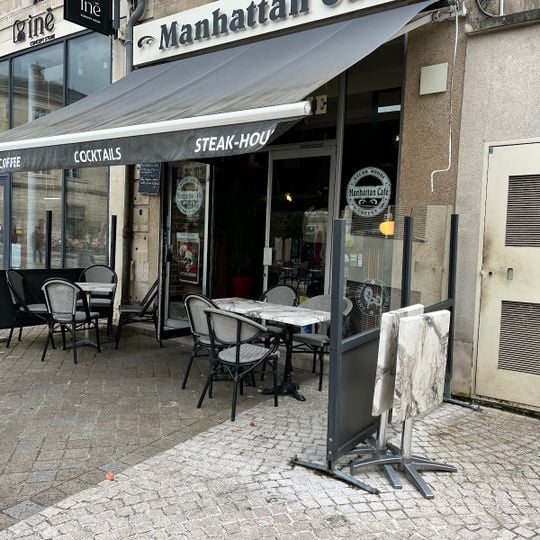 Manhattan Café
