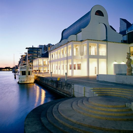 Dunker Culture House