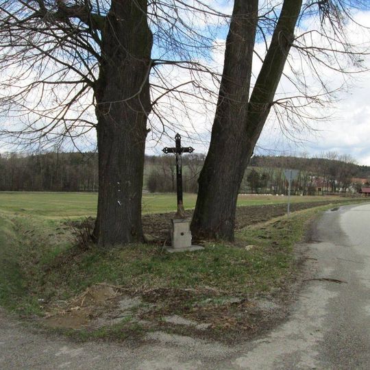 Kříž u Těšínova