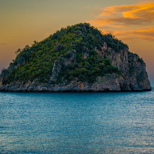 Hiliadou Nudist Beach