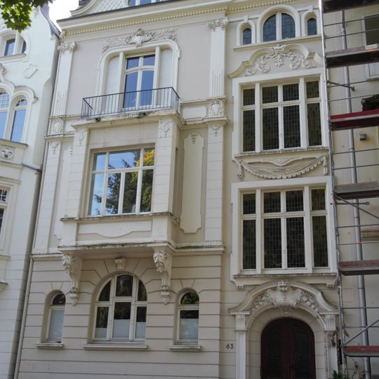 Bismarckstraße 63