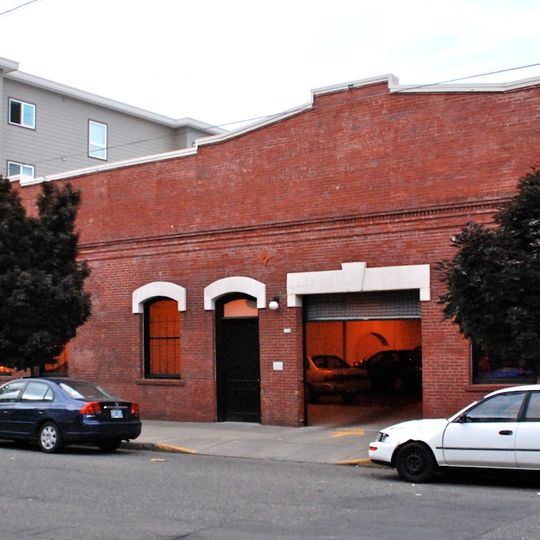 Rose City Electric Automobile Garage