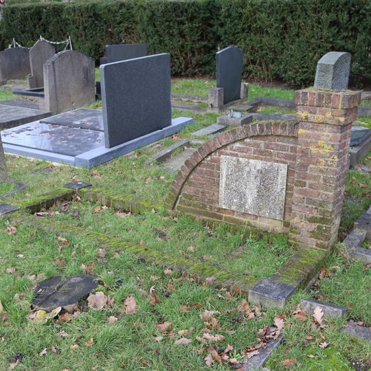 Grave monument for Dirk Moes and his spouse Fennechien Astuling