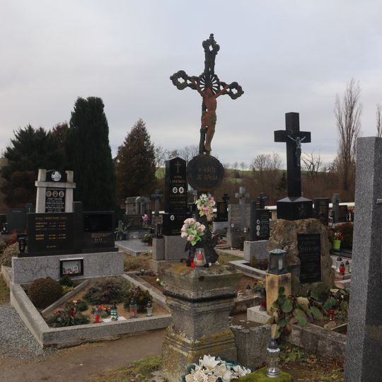 Hřbitovní kříž ve Střížově