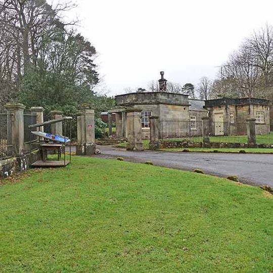 Piers And Screen Walls At Entrance To Meldon Park