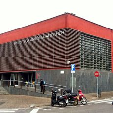 Biblioteca Antònia Adroher