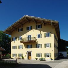 Kardinal-von-Faulhaber-Platz 8