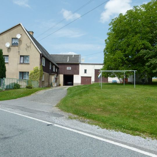 Wohnhaus eines Bauernhofes Goldbacher Straße 85