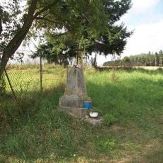 Kříž u Sedlce u cesty do Medné