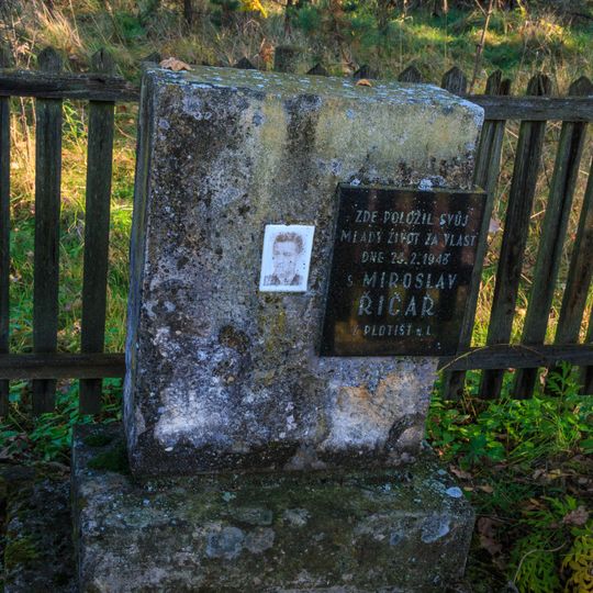 Pomník Miroslava Říčaře