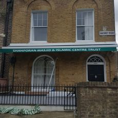 444, Hackney Road E2