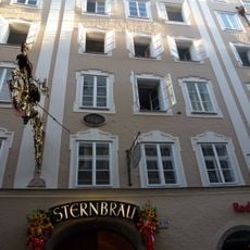 Gasthaus, Sternbräu mit Arkadenhof und Sternstöckl