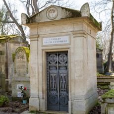 Grave of Pinatel-Lambert