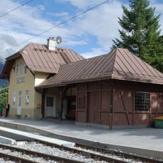 Aufnahmsgebäude Bahnhof Mutters