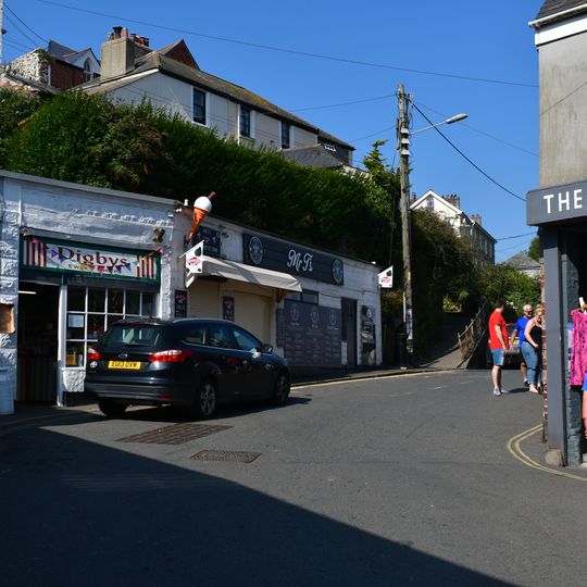 2 And 3, River Terrace