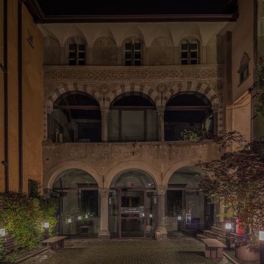 Palazzo Piatti Reghenzani