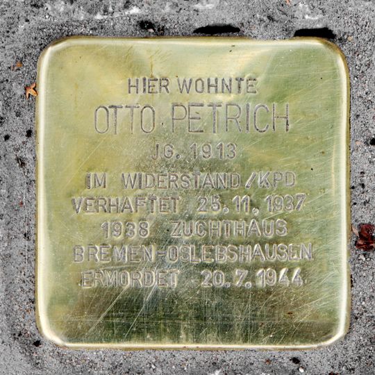 Stolperstein en memoria de Otto Petrich