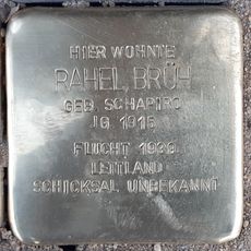 Stolperstein en memoria de Rahel Brüh