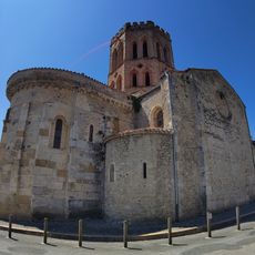 Ancienne cathédrale et cloître de Saint-Lizier, cathédrale Notre-Dame-de-la-Sède, palais épiscopal, rempart