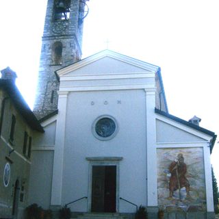 Santi Simone e Fedele Kirche