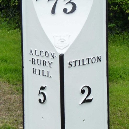 Milepost, Great North Road, nr Ratcliffe Heavy Recovery