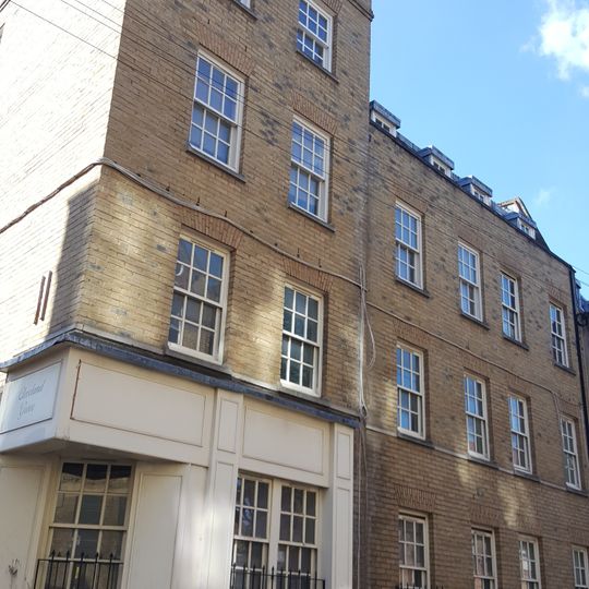 9-13, Cleveland Way E1