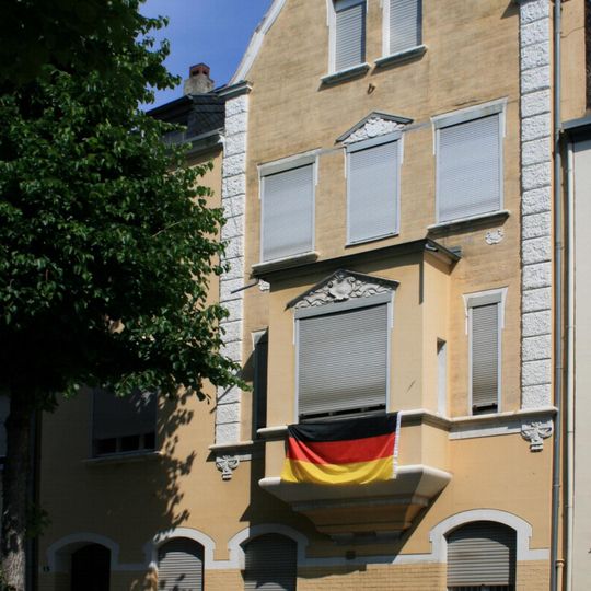 Blumenstraße 15