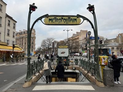 Entrance 1
