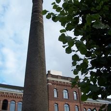 Boas: fabrieksschoorsteen