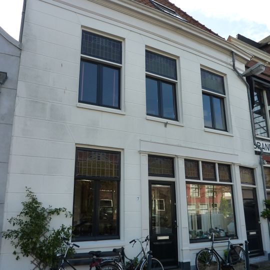 Burgwal 7, Haarlem