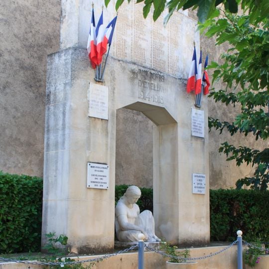 Ouveillan war memorial