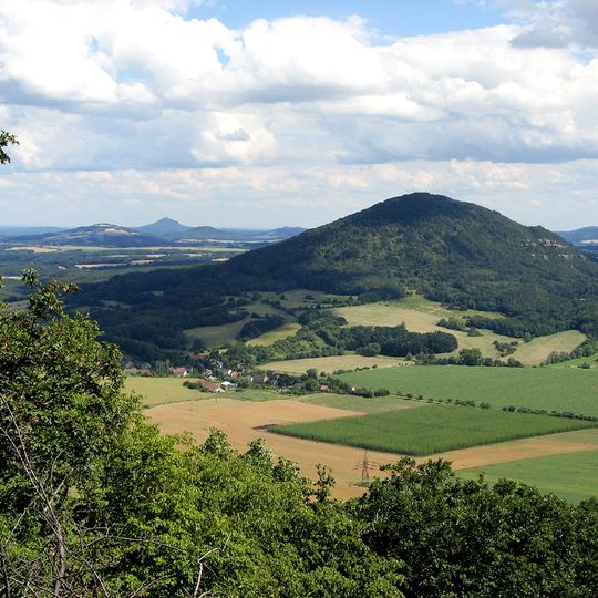 Dokeská pahorkatina