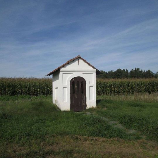Kaplička mezi Štichovicemi a Českou Doubravicí