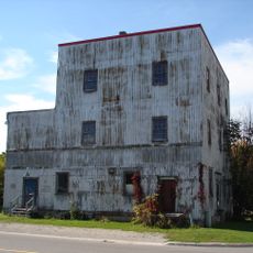 258 Wellington Street