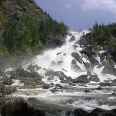 Большой Чульчинский водопад