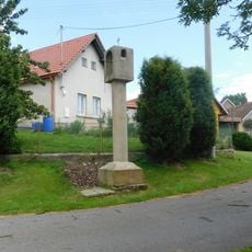 Kamenná zvonička v Chyšné