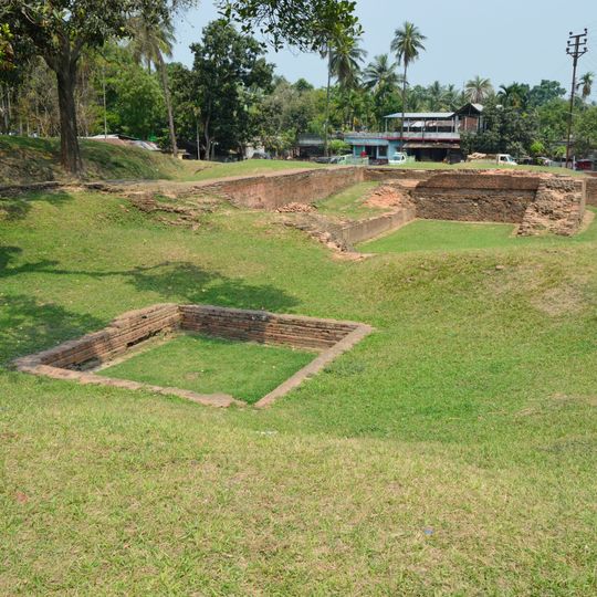 Baraha Mihirer Dhipi