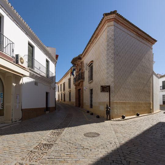 Biblioteca Pública Municipal de Carmona - Jose María Requena